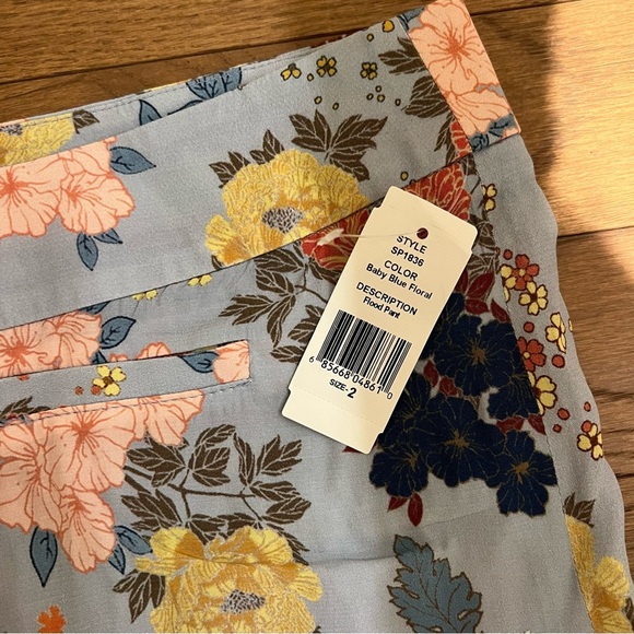 NWT Smythe Floral Pants - Picture 3 of 5